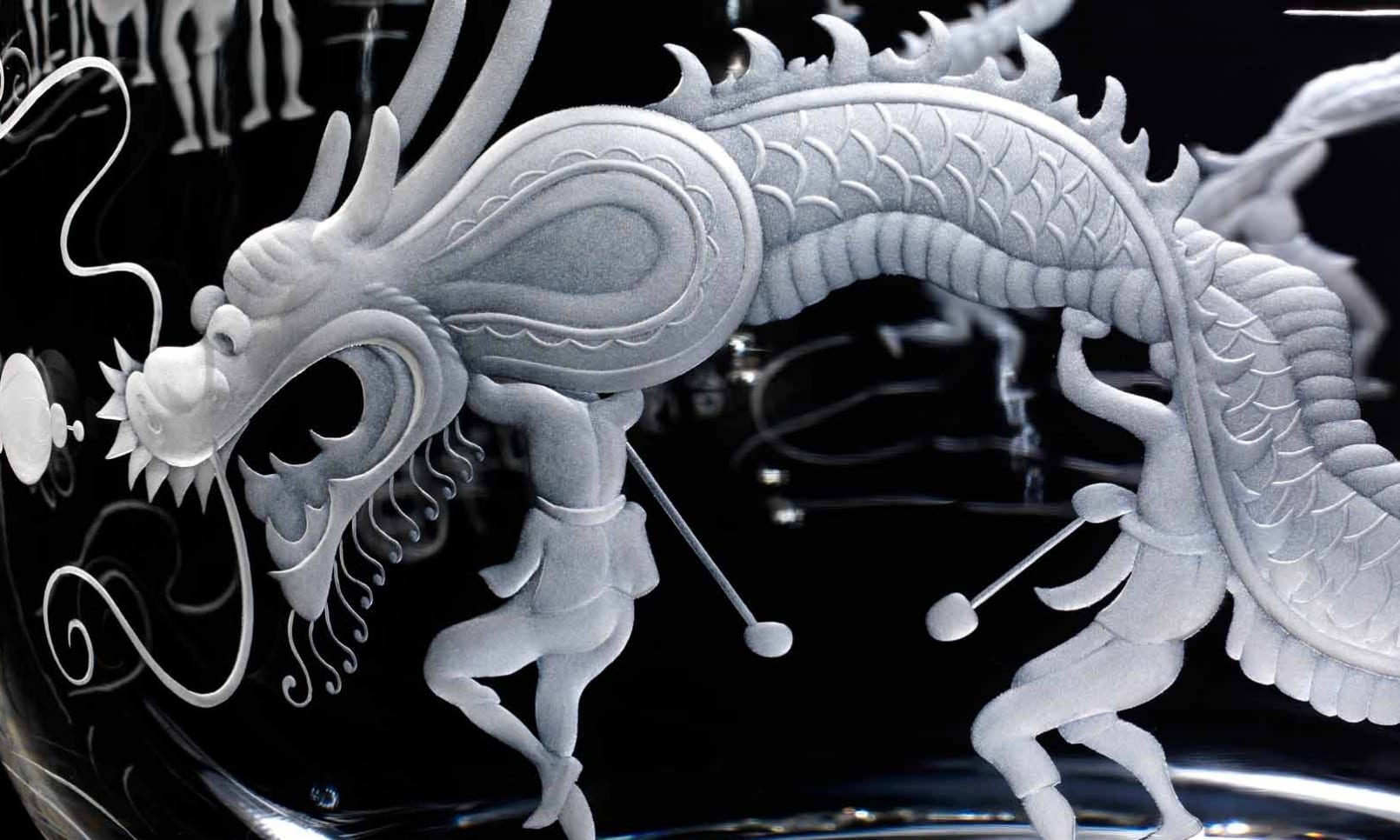Asian Artists in Crystal: Steuben Glass at Sunnylands
