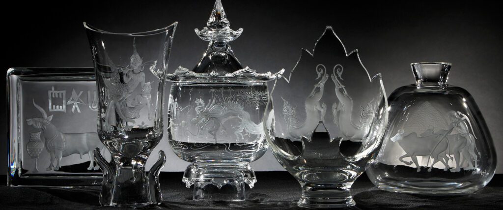 Several Steuben crystal objects of various shapes and sizes