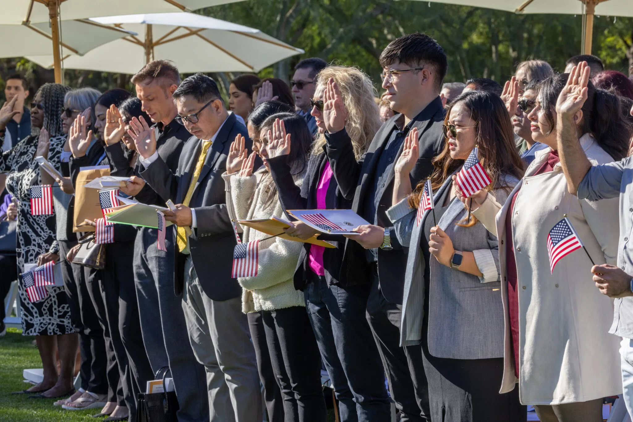 Fifty immigrants become new U.S. citizens at Sunnylands naturalization ceremony